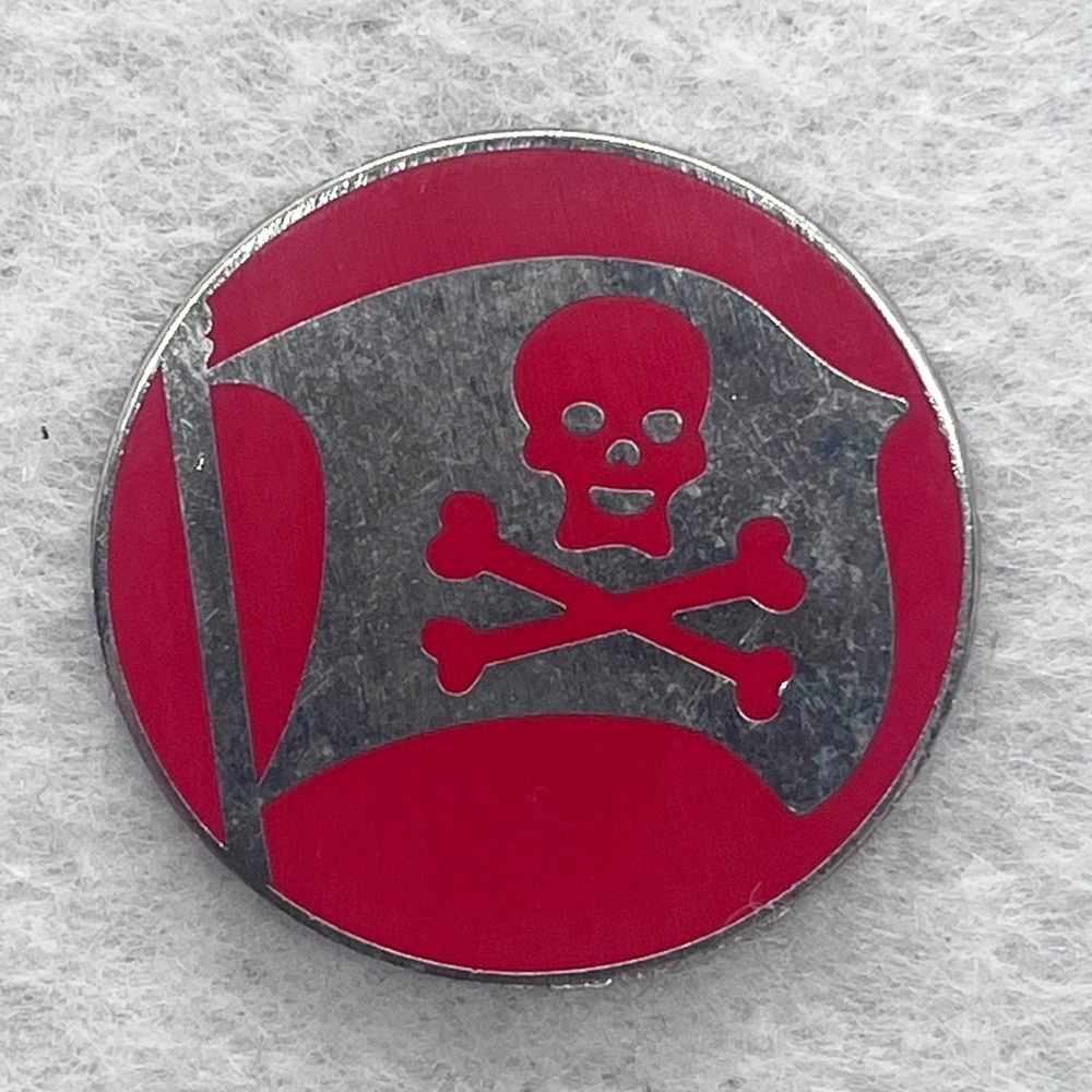 🔮 5/$25 Disney Pirates of the Caribbean Park Icon Pin